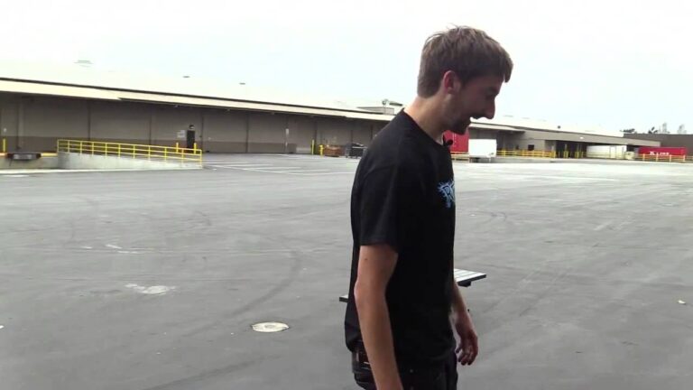 HOW TO BACKSIDE BOARDSLIDE THE EASIEST WAY TUTORIAL